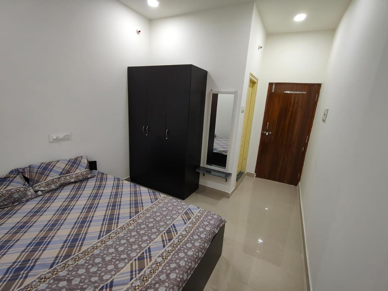 Leo'S Den 9 Guests Ac 3Bhk 9 Mins To Rgia Βίλα Shamshabad Εξωτερικό φωτογραφία